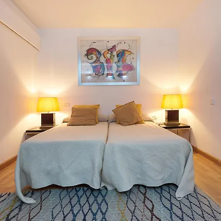 Luxury 3 Bed Flat - Beachfront In Puerto Banus Проживание в семье *