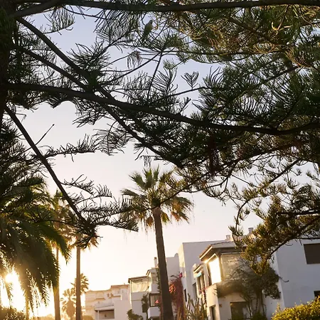 Pansiyon Luxury 3 Bed Flat - Beachfront In Puerto Banus Marbella